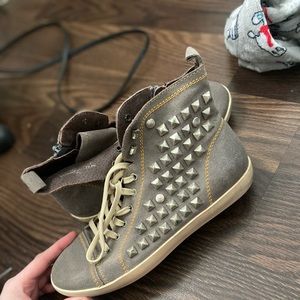 Steve Madden shoes